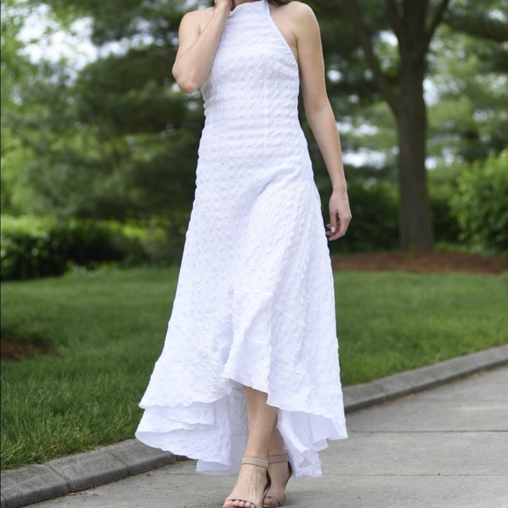 White size M Courtney Washington halter dress